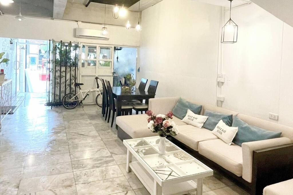 Cafe Home Τσιάνγκ Μάι Εξωτερικό φωτογραφία